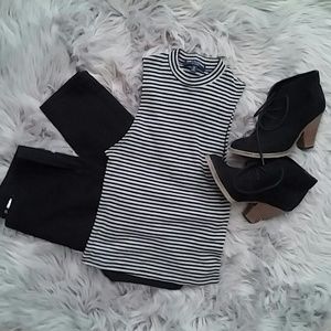 2 for $10 One clothing sleeveless shirt